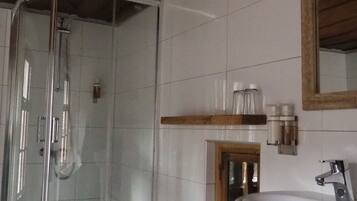 Double Room, Ensuite | Bathroom