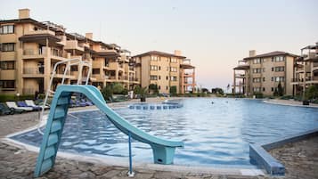 Seasonal outdoor pool
