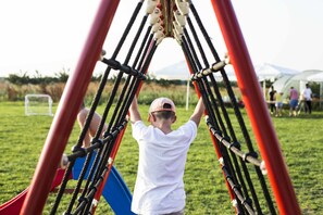 Außen-Kinderspielplatz