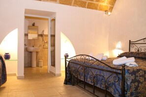 Doppia Superior | Una scrivania, insonorizzazione, Wi-Fi gratuito, lenzuola