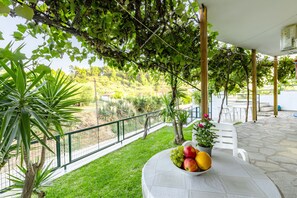 经济开间, 露台 | 露台