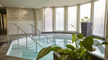 Sauna, hot springs/mineral springs, body treatments, mud baths