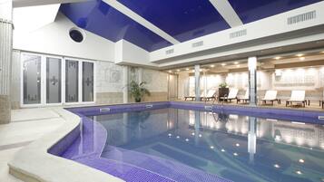 Indoor pool, seasonal outdoor pool, pool umbrellas, sun loungers