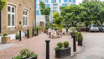 Departamento, 2 habitaciones, planta baja | Vista frontal de la propiedad