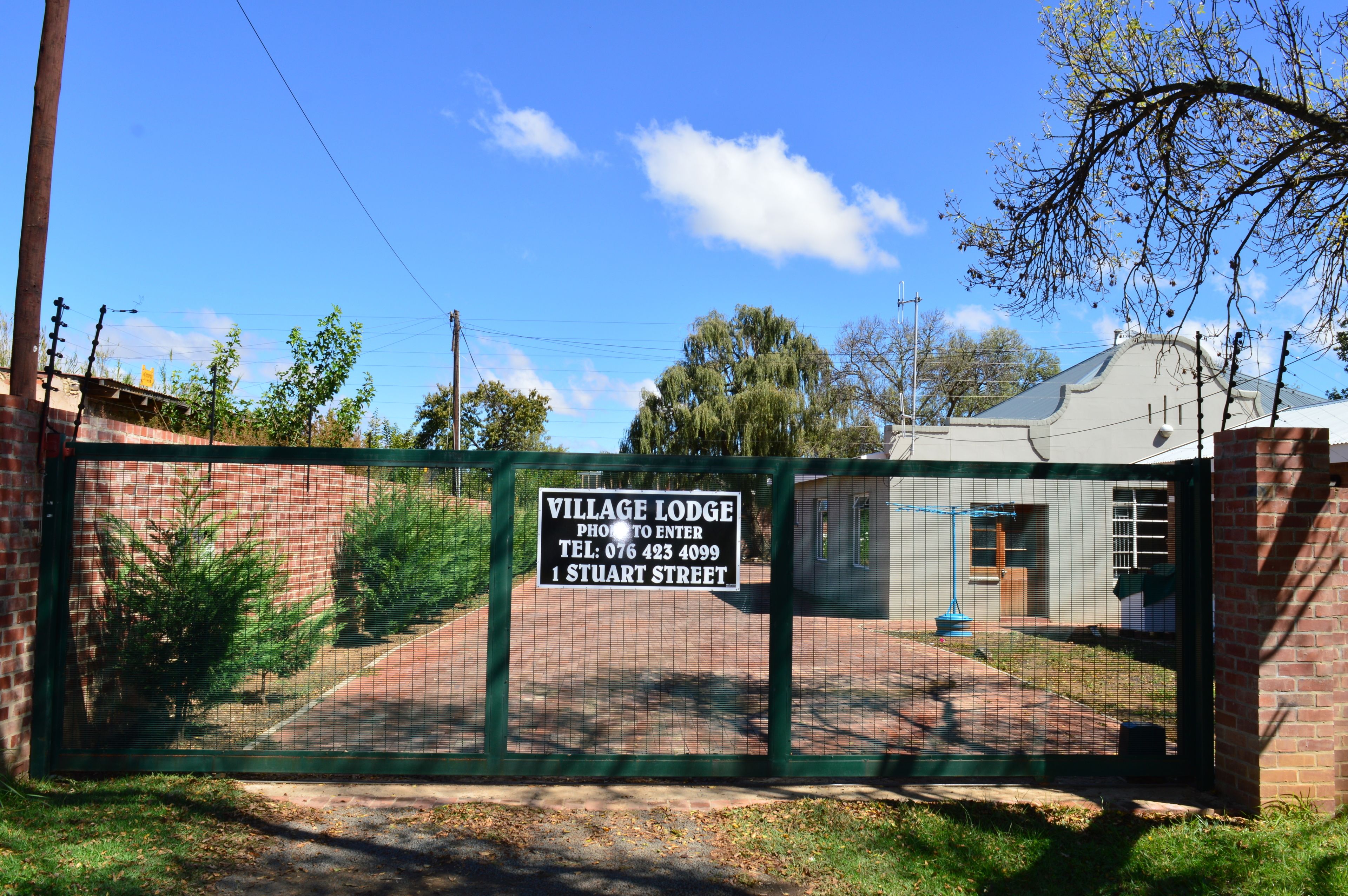  ทางเข้าที่พัก