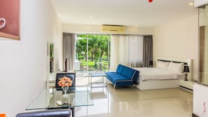 Superior Apartment, 1 King Bed, Kitchen, Overwater | Room amenity