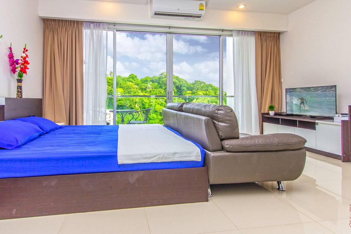 Family Apartment, 1 King Bed with Sofa bed, Kitchen, Beachfront