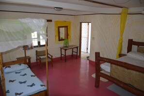 1 bedroom, in-room safe, iron/ironing board, rollaway beds