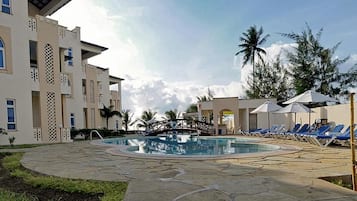 Piscina externa