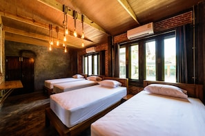 Premium bedding, Select Comfort beds, individually decorated - Huan Amphan (Chiang Rai)