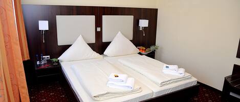 Double Room | Premium bedding, minibar, desk, blackout drapes