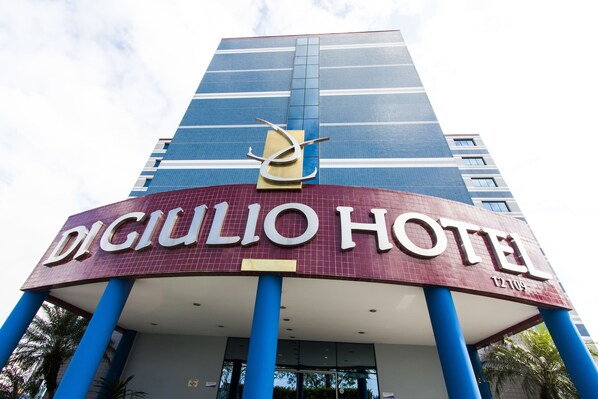 Front of property - Di Giulio Hotel (São José dos Campos)