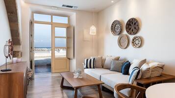 Design-huoneisto, 1 makuuhuone (Nephalion) | Olohuone | 37–tuumainen LED-televisio, jossa satelliittikanavat