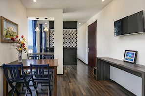 Studio | Living area | Flat-screen TV - Alibaba Hotel (Da Nang)