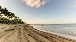 On the beach, white sand - El Portillo Beach (Las Terrenas)