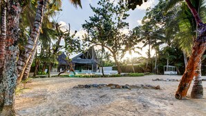 On the beach, white sand - El Portillo Beach (Las Terrenas)