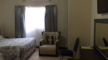Standard Double Room | Desk, free WiFi, bed sheets