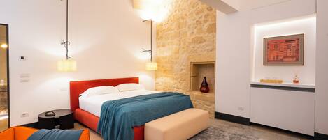 Studio Suite, 1 King Bed, Annex Building