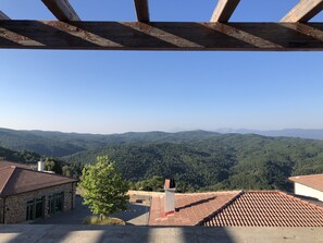 Design Double Room, Mountain View | Terrace/patio - Foresta in Medias Mores (Tripoli)