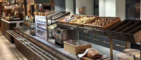 Daily buffet breakfast (EUR 17.50 per person)