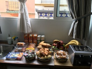 Breakfast area - Sunnyliving (Seville)