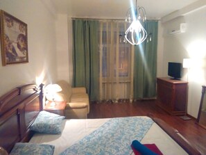 Desk, iron/ironing board, free cots/infant beds, free WiFi