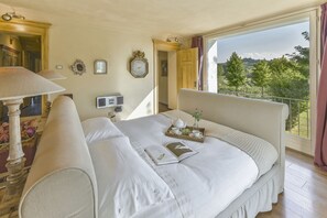 6 bedrooms, premium bedding, individually decorated - Villa San Marzano (San Marzano Oliveto)