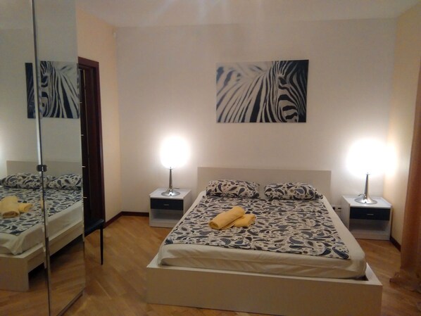 1 bedroom, iron/ironing board, free cots/infant beds, free WiFi
