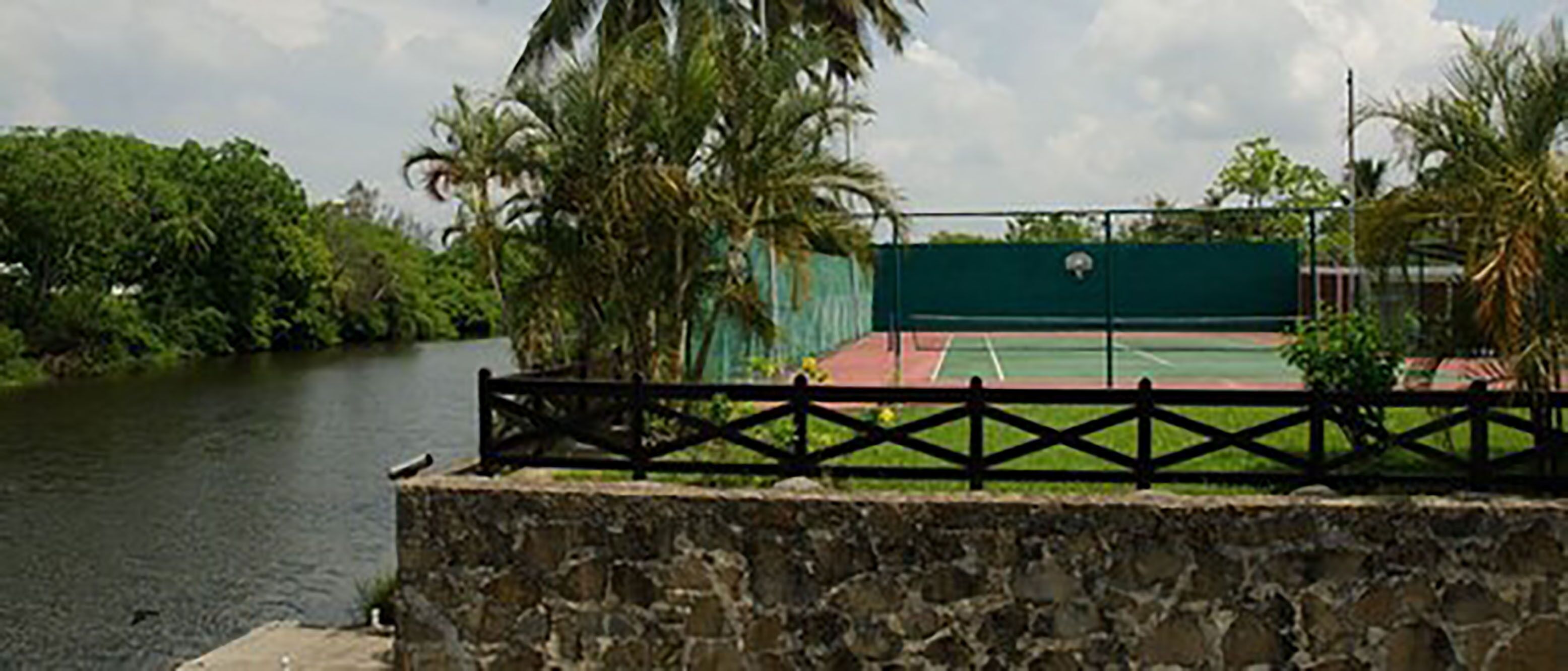 tennis court