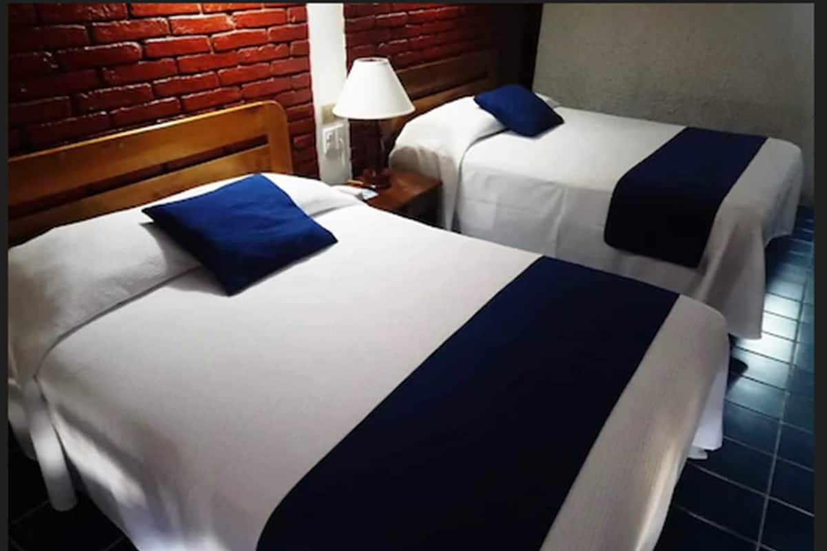 In-room safe, desk, free WiFi, bed sheets