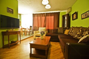 公寓, 2 間臥室 | 客廳 | 平面電視