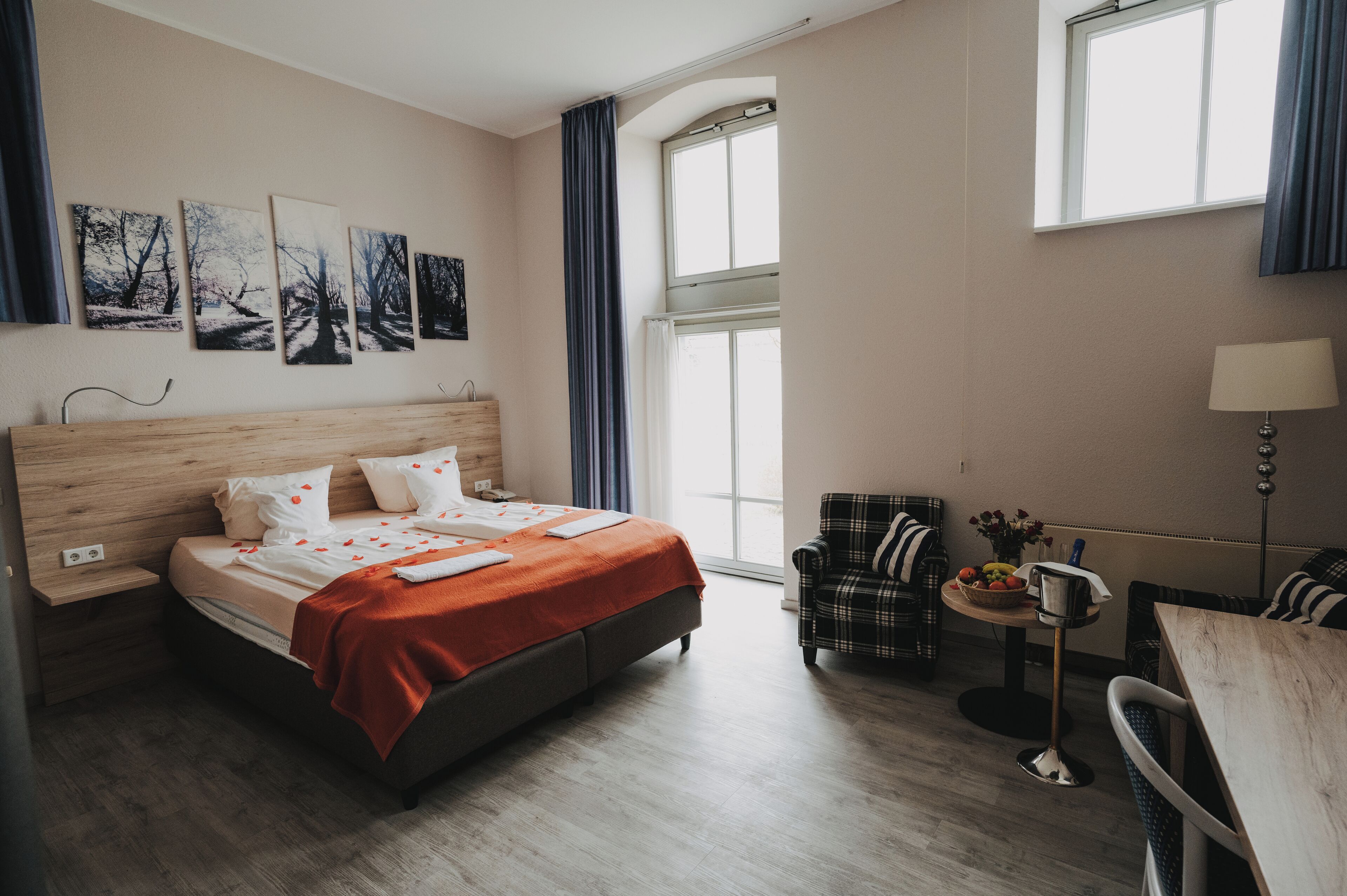 Deluxe Double Room | Premium bedding, minibar, in-room safe, desk