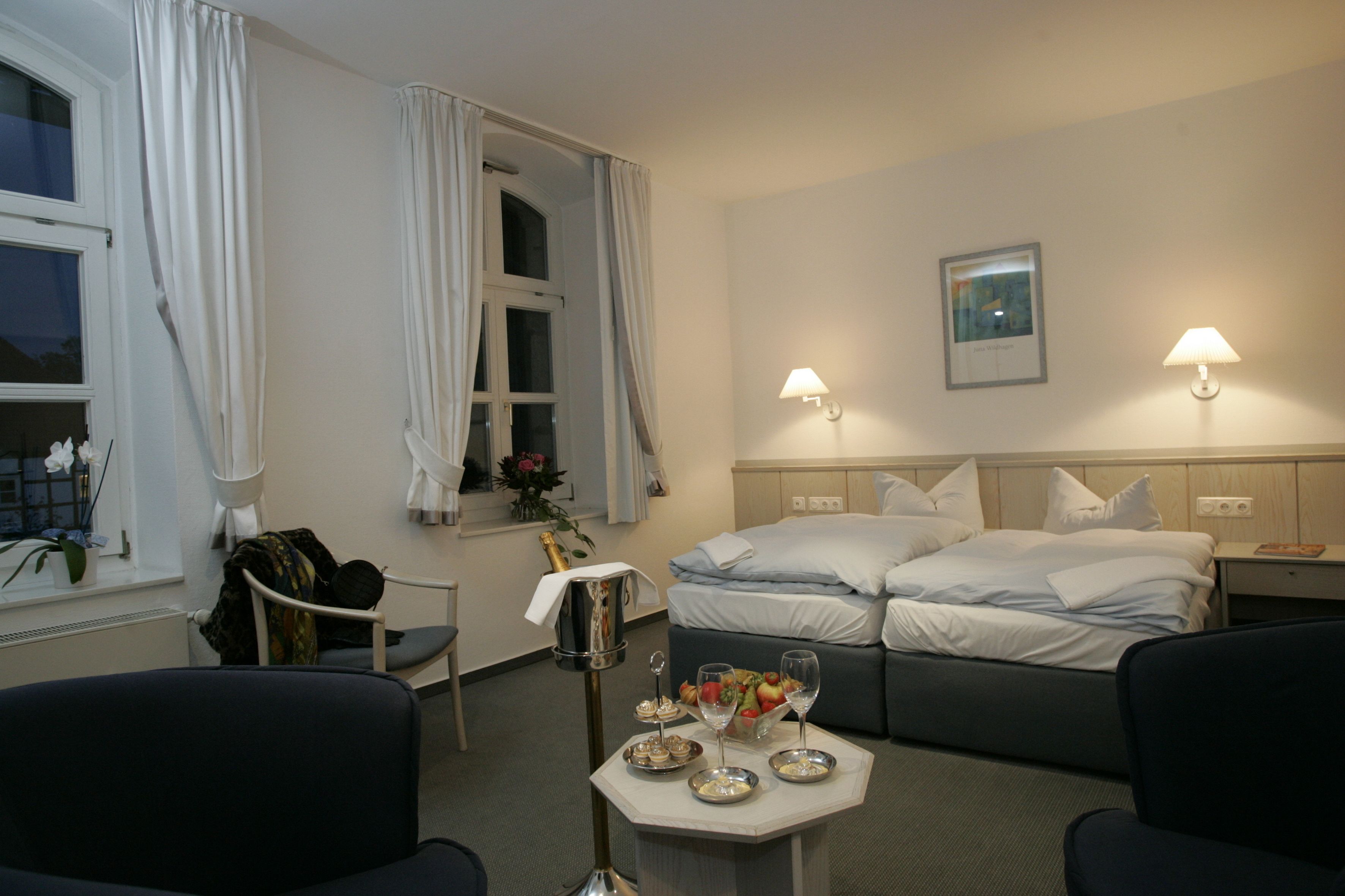 deluxe double room | premium bedding, minibar, in-room safe, desk