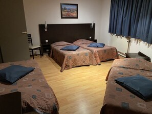 家庭四人房 | 書桌、遮光布/窗簾、隔音、搖籃/嬰兒床