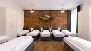 Appartamento familiare, letti multipli, non fumatori (4 Koletek Street) | 1 camera, biancheria da letto di alta qualità, con stile personalizzato