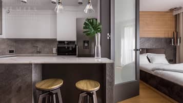 Apartemen Superior, 2 kamar tidur, Bebas Asap Rokok, dapur (Krzywa 8 Street) | Area keluarga | Smart TV