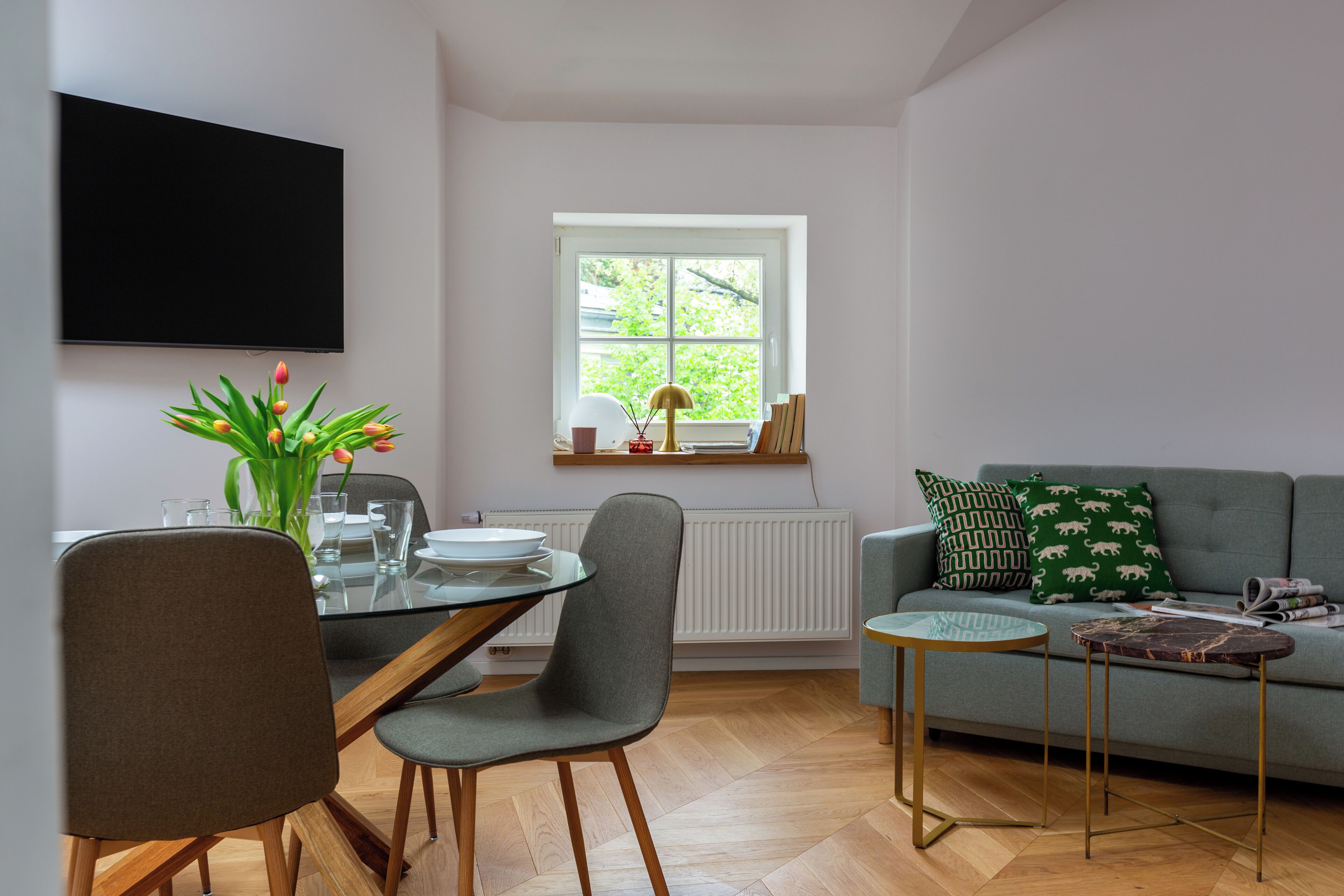 Club Apartment | Living room