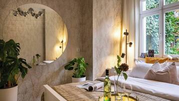 Comfort Apartment, 1 Bedroom, Balcony, Courtyard View (Sw. Jana 18 Street) | Premium bedding, iron/ironing board, WiFi (free), individually decorated