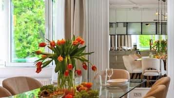 Luxury Apartment, 3 Bedrooms, 2 Bathrooms, Park View (Sw. Tomasza 34 Street) | Interior