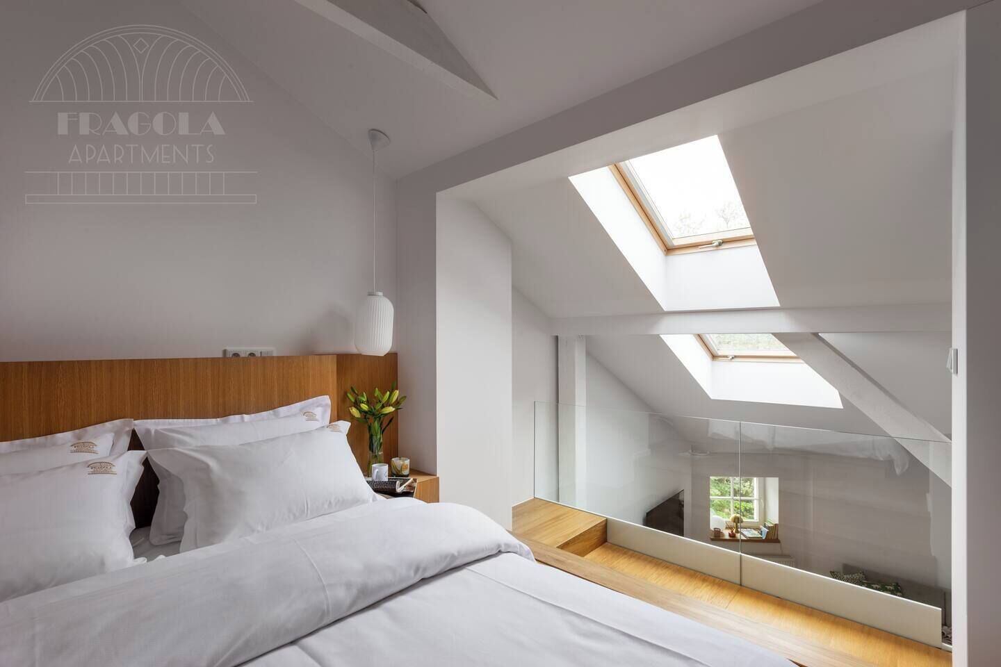 Tranquil Studio with mezzanine 8 minutes (Studencka 25 Street) | Interior