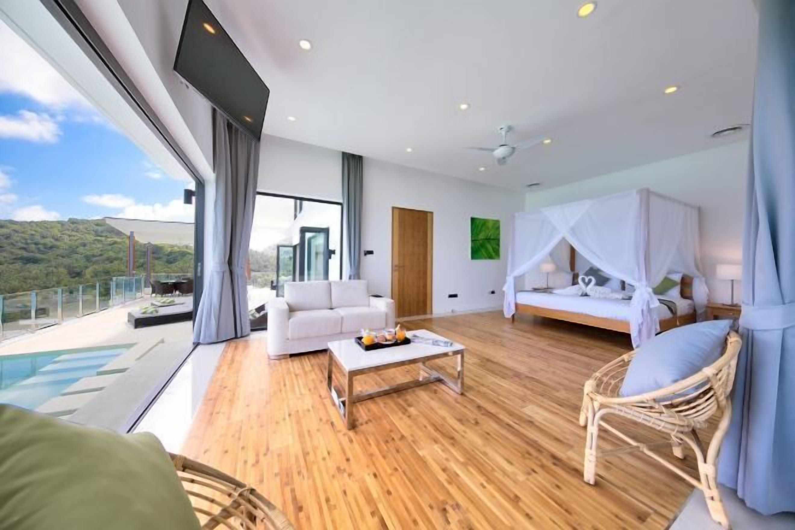 4 bedrooms, in-room safe, individually decorated, individually furnished