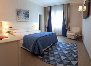 Down duvets, minibar, in-room safe, desk