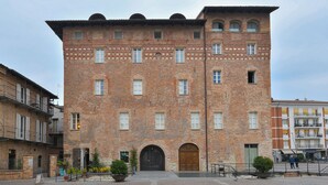 Front of property - Casa di Brigitta (Alba)
