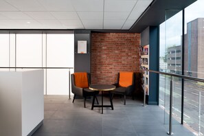 Reception - easyHotel Glasgow (Glasgow)