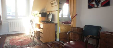 1 bedroom, desk, iron/ironing board, free WiFi