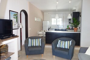 TV, fireplace, DVD player, table tennis