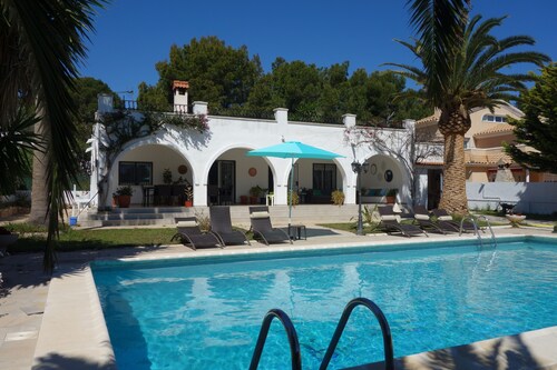 Tres Cales, Villa with private pool 6x11 m, 11 people, air conditioning