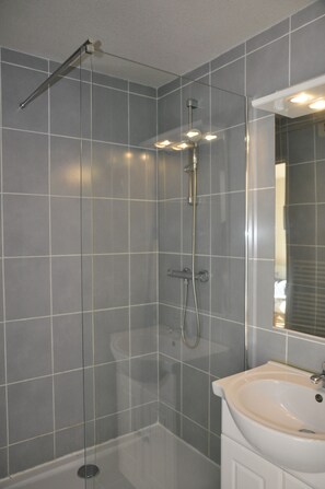 Dusche