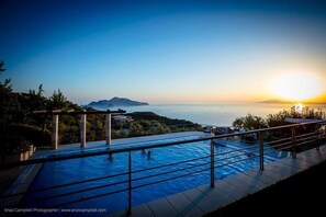 Seasonal outdoor pool, pool umbrellas, pool loungers - Villa Idylle (Massa Lubrense)