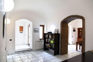 Interior entrance - Caprino B&B (Gaeta)